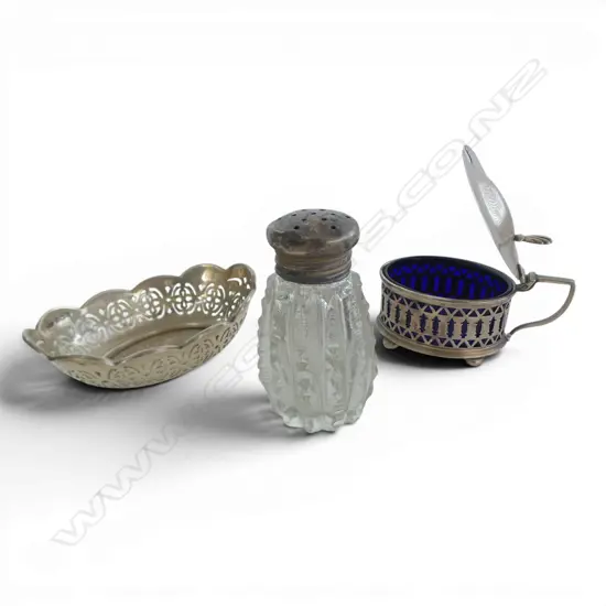 S/SILVER BON BON DISH MUSTARD POT & SALT SHAKER SILVER WIEGHT 68GMS