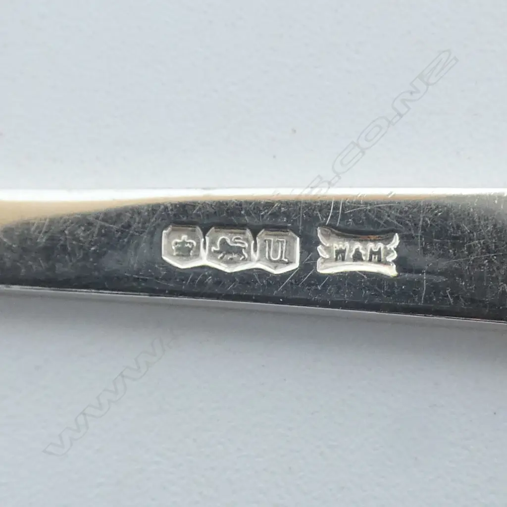 CASED SET OF 6 S/SILVER TEASPOONS 103GMS Image 1++