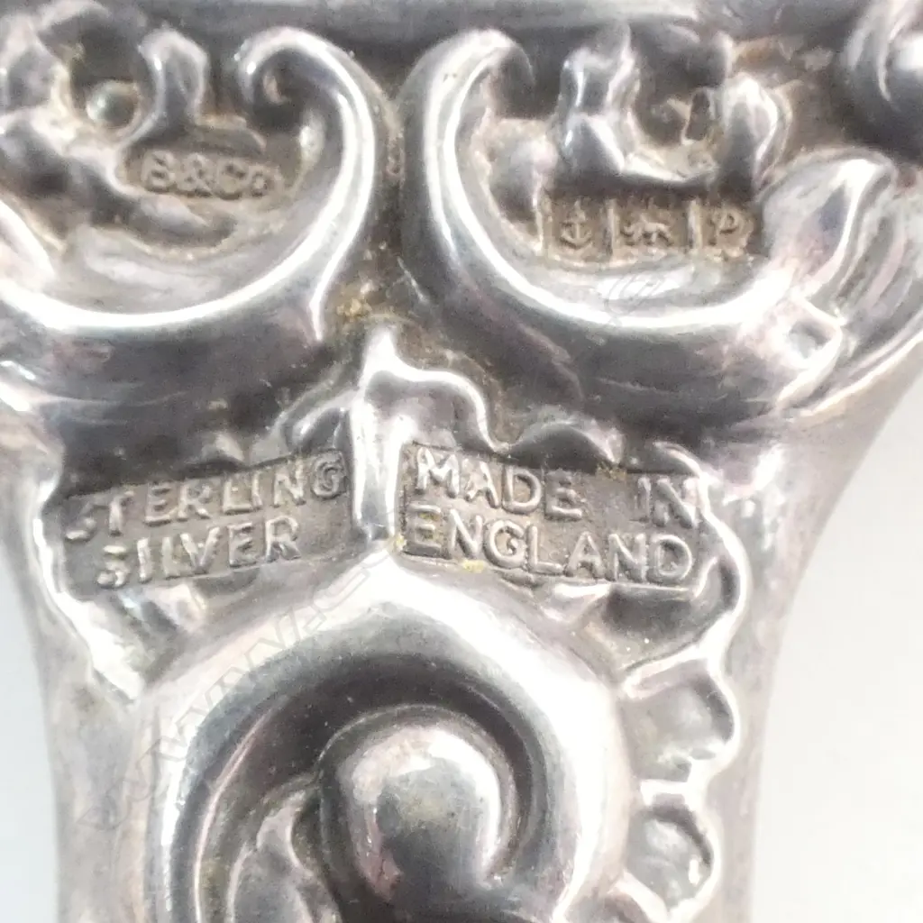 S/SILVER BACKED DRESSINGTABLE MIRROR Image 1++