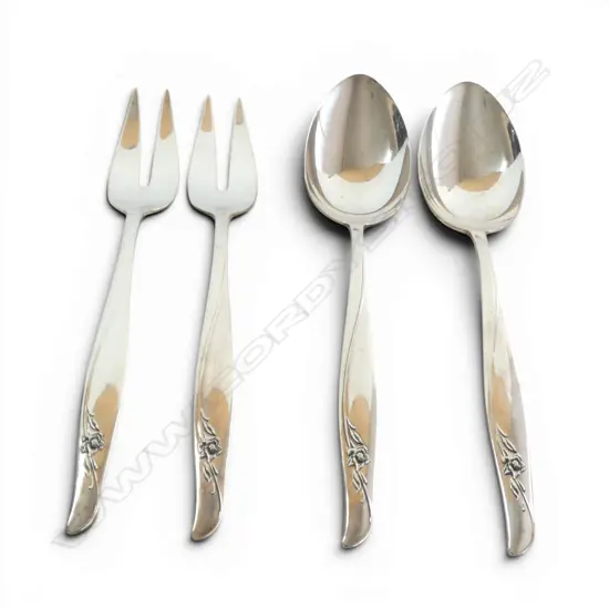 2 PRS GORHAM S/SILVER SERVING SPOONS & FORKS 261.3GMS