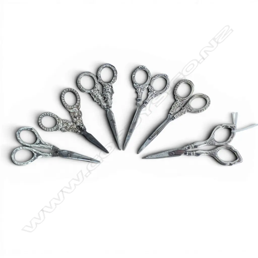 6 PRS SCISSORS, STG SILVER HANDLES L.110mm Image 1++