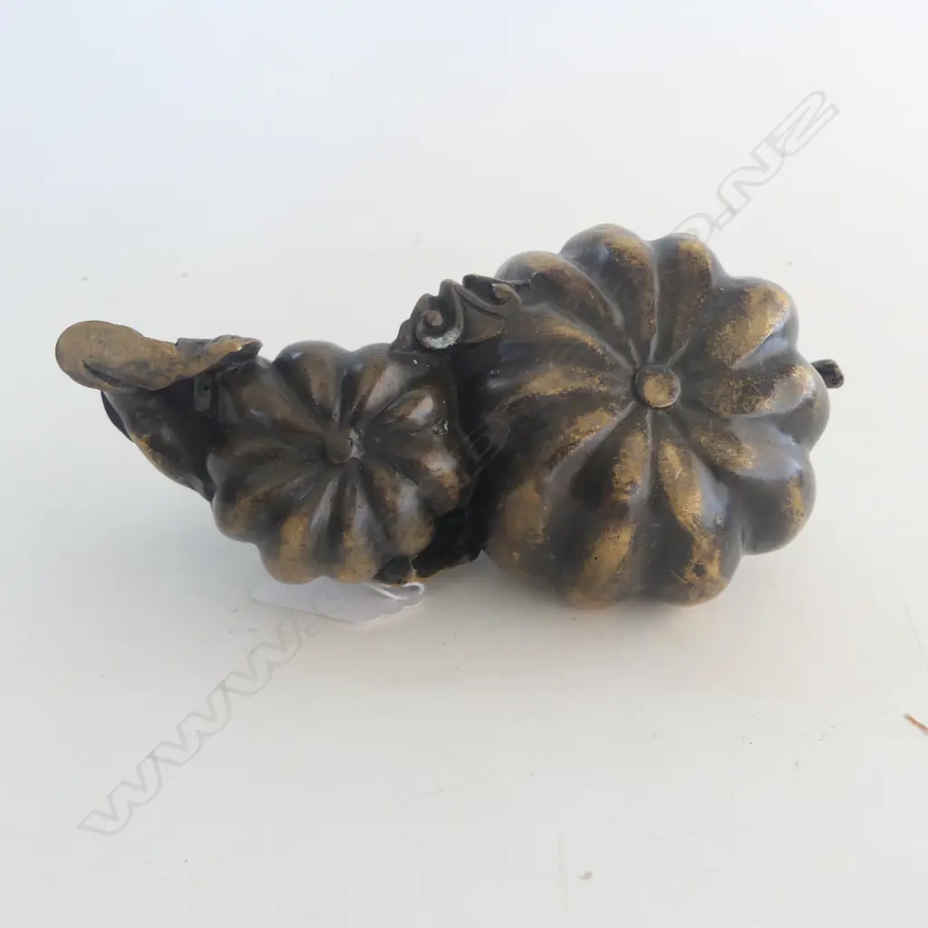 ANTIQUE CHINESE BRONZE 2 CHILDREN ON GIANT PUMPKINS L180MM Image 1++
