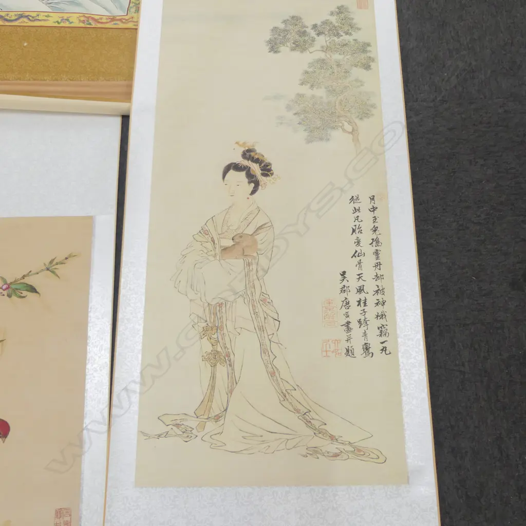 3 ORIENTAL SCROLLS + MACHINED TAPESTRY Image 1++