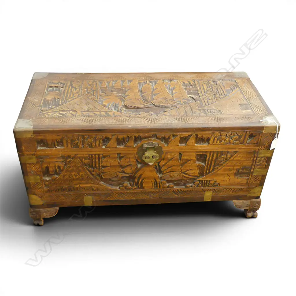SMALL CARVED CHINESE CAMPHORWOOD CHEST H380 W730MM Image 1++