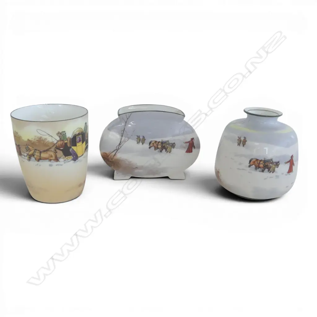3 PCS ROYAL DOULTON COACHING DAYS; WINTER COLOURS TUMBLER & 2 SNOW SCENE VASES, H.100mm tallest Image 1++