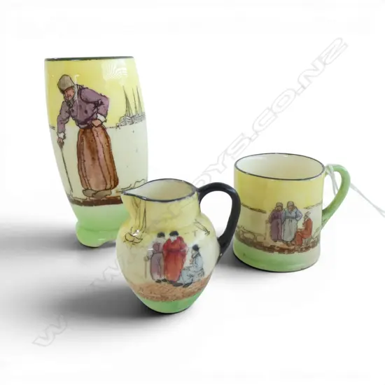 3 ROYAL DOULTON MINIATURES, H.40/40/80mm