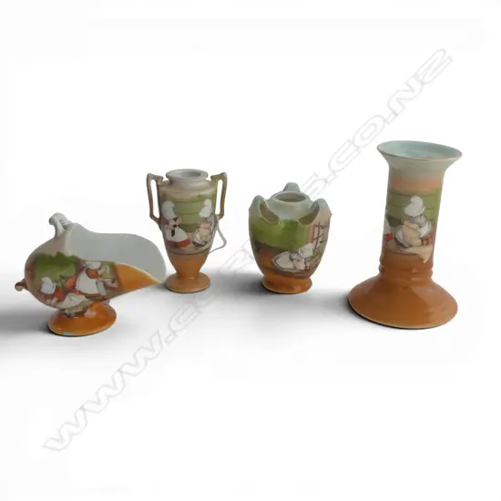 4 PCS ROYAL BAYREUTH PORCELAIN SUNBONNET BABIES, H.105mm candlestick