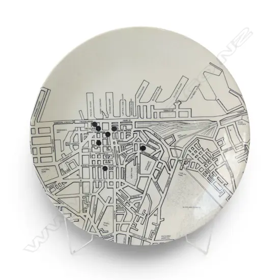 CROWN LYNN MAP OF AUCKLAND PLATE, 220mm dia, HAIRLINES