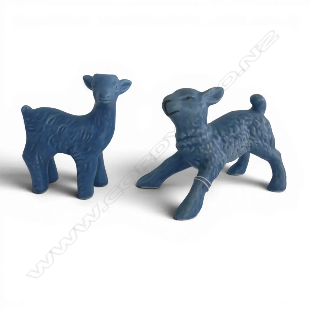 2 SYLVAC BLUE LAMB FIGURINES #1284 #1373, H.110mm Image 1++