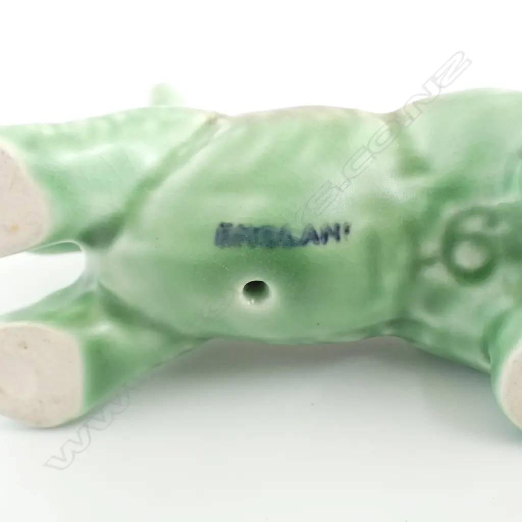 3 SYLVAC GREEN TERRIER PUPPY FIGURINES, H.60mm Image 1++