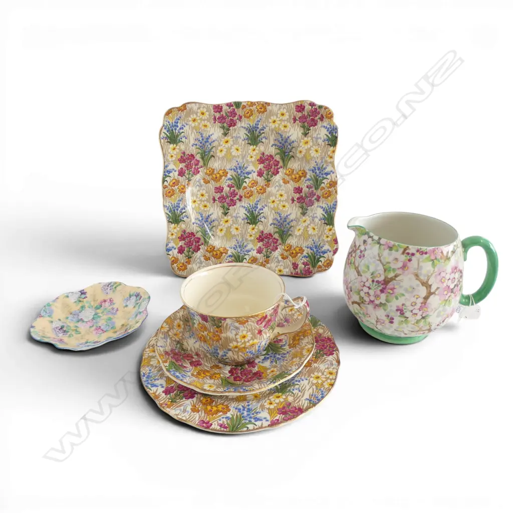 GRIMWADES CHINA CAKE PLATE & CSP WITH SHELLEY AOF JUG H110MM & DISH Image 1++