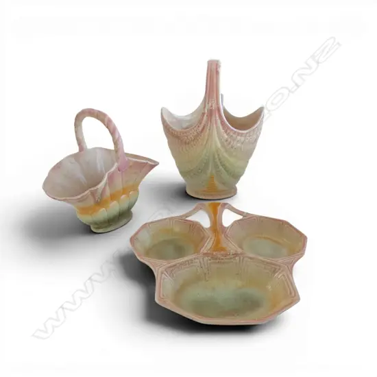 2 VINTAGE SHORTERS WARE CHINA BASKETS H250 & 200MM  & DECO DISH  L310MM