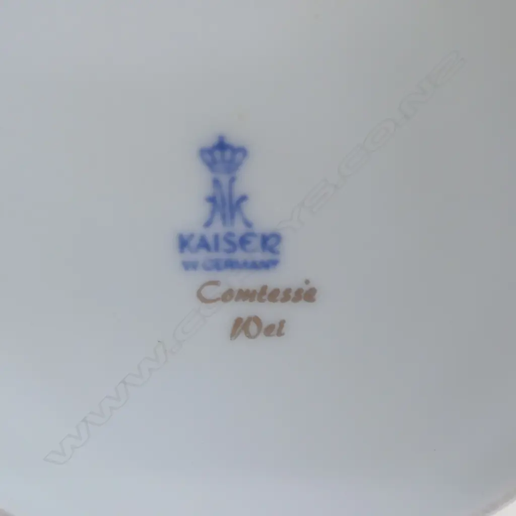 2 GERMAN KAISER PORCELAIN VASES COMTESSE PAT H2590 & 200MM Image 1++