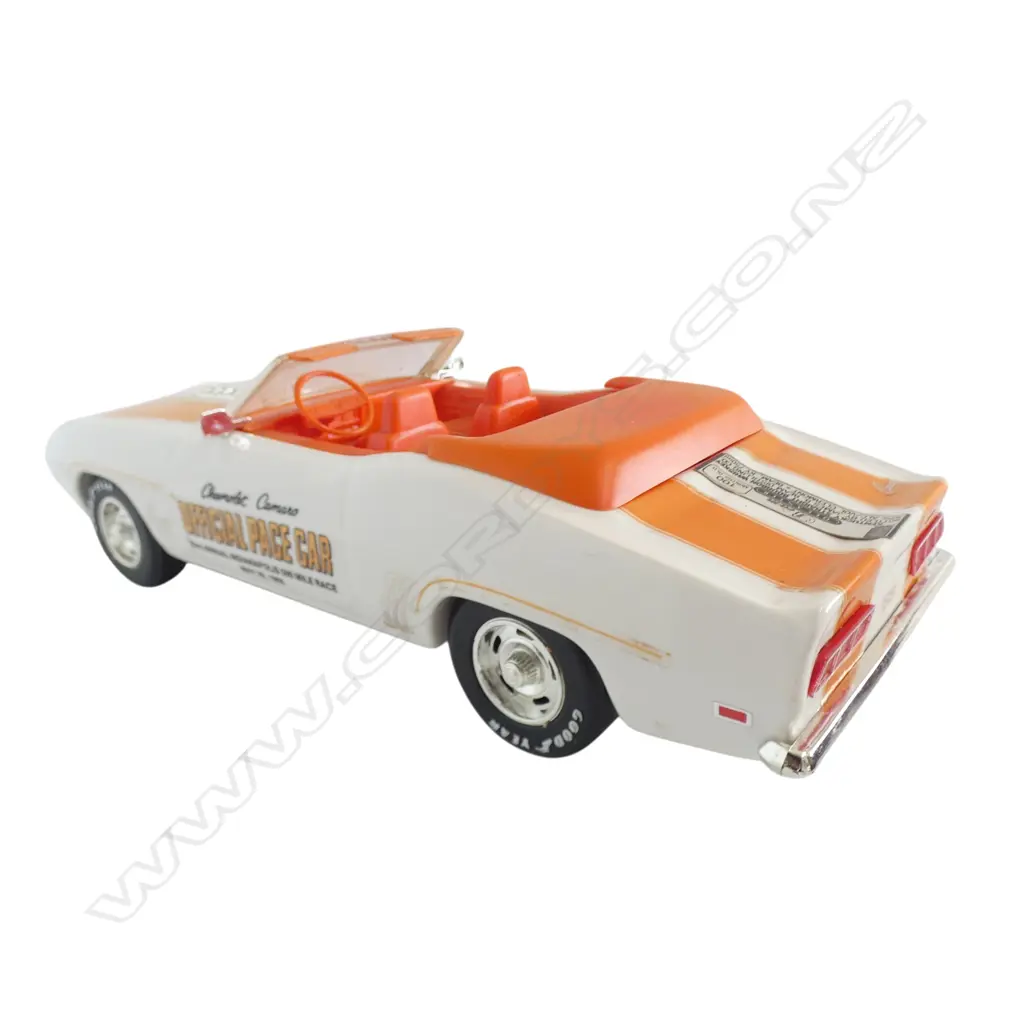 JIM BEAM DECANTER CAR L.330mm CHEVROLET CAMARO 53rd ANNUAL INDIANAPOLIS 500 MILE RACE 1969 Image 1++