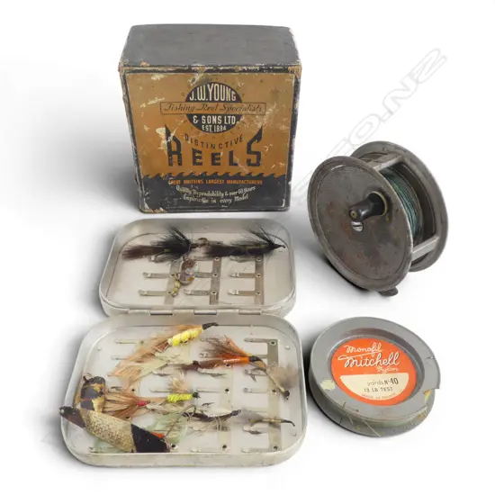 BOXED WJ YOUNG CONDEX FRESH WATER FISHING REEL & VINTAGE ALLUMINIUM FLY BOX & FLYS L130MM