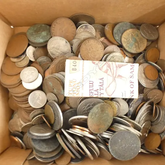 BOX OF ASSORTED COINS NZ & WORLD