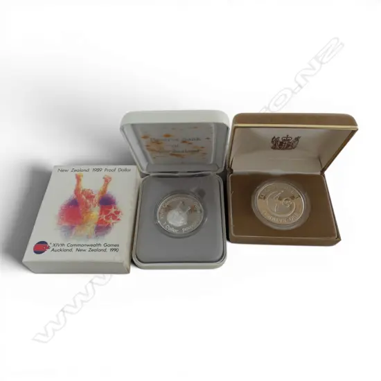 2 BOXED NZ PROOF SILVER DOLLAR COINS 1987 &1989 COMMONWEALTH GAMES 