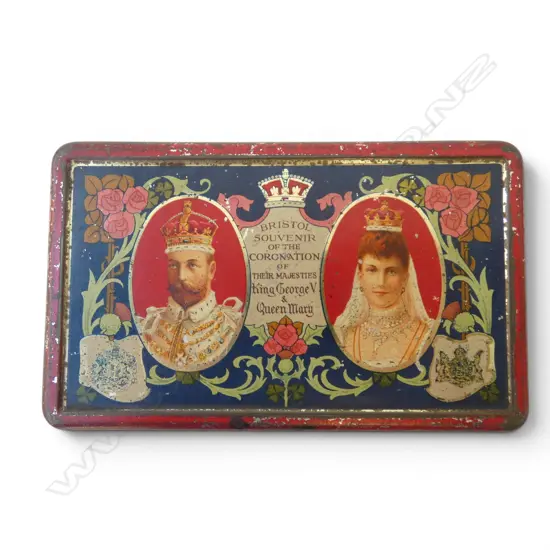 1911 KING GEORGE & QUEEN MARY CORONATION FRY’S CHOCOLATE TIN L.155MM