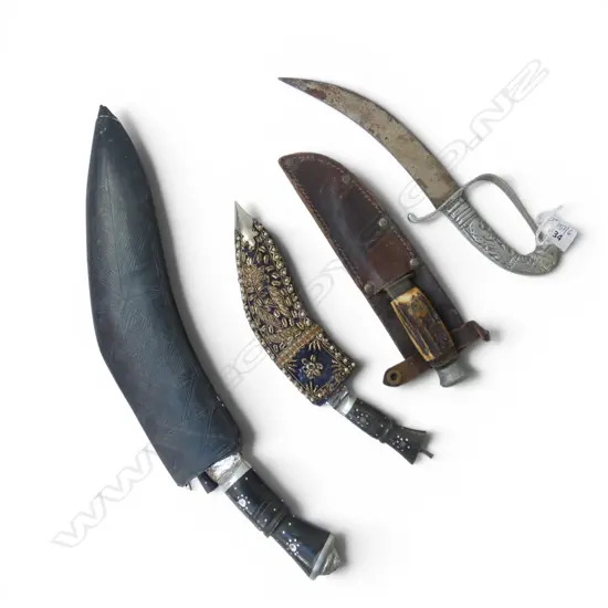 4 KNIVES INCL. KUKRI L.410mm