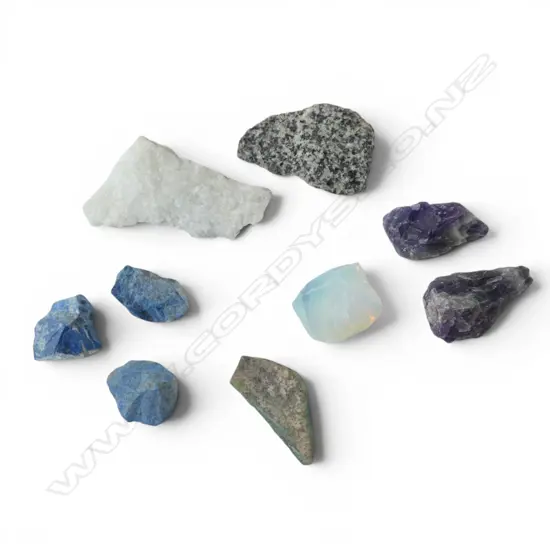 ASST. GEMSTONES