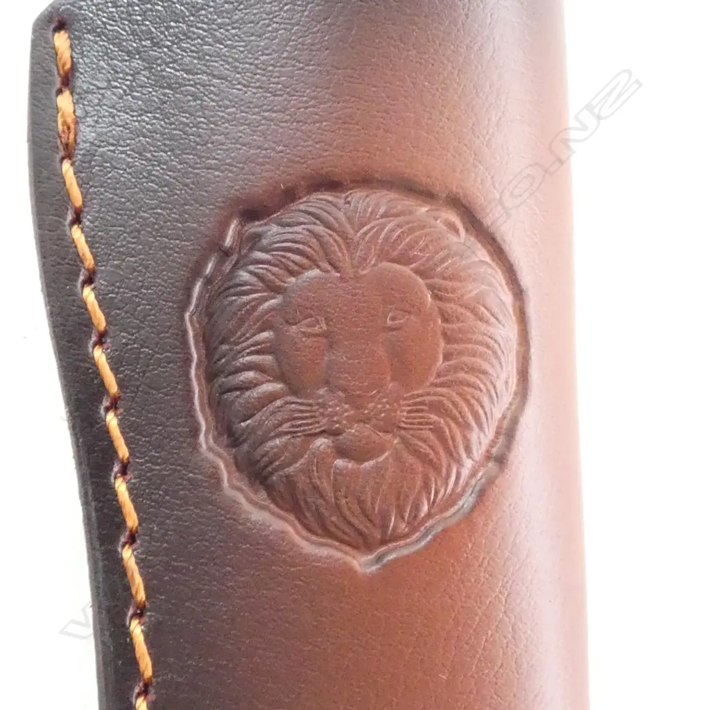 DAMASCUS STEEL HUNTING KNIFE embossed lion leather sheath, deer antler handle L.210mm Image 1++