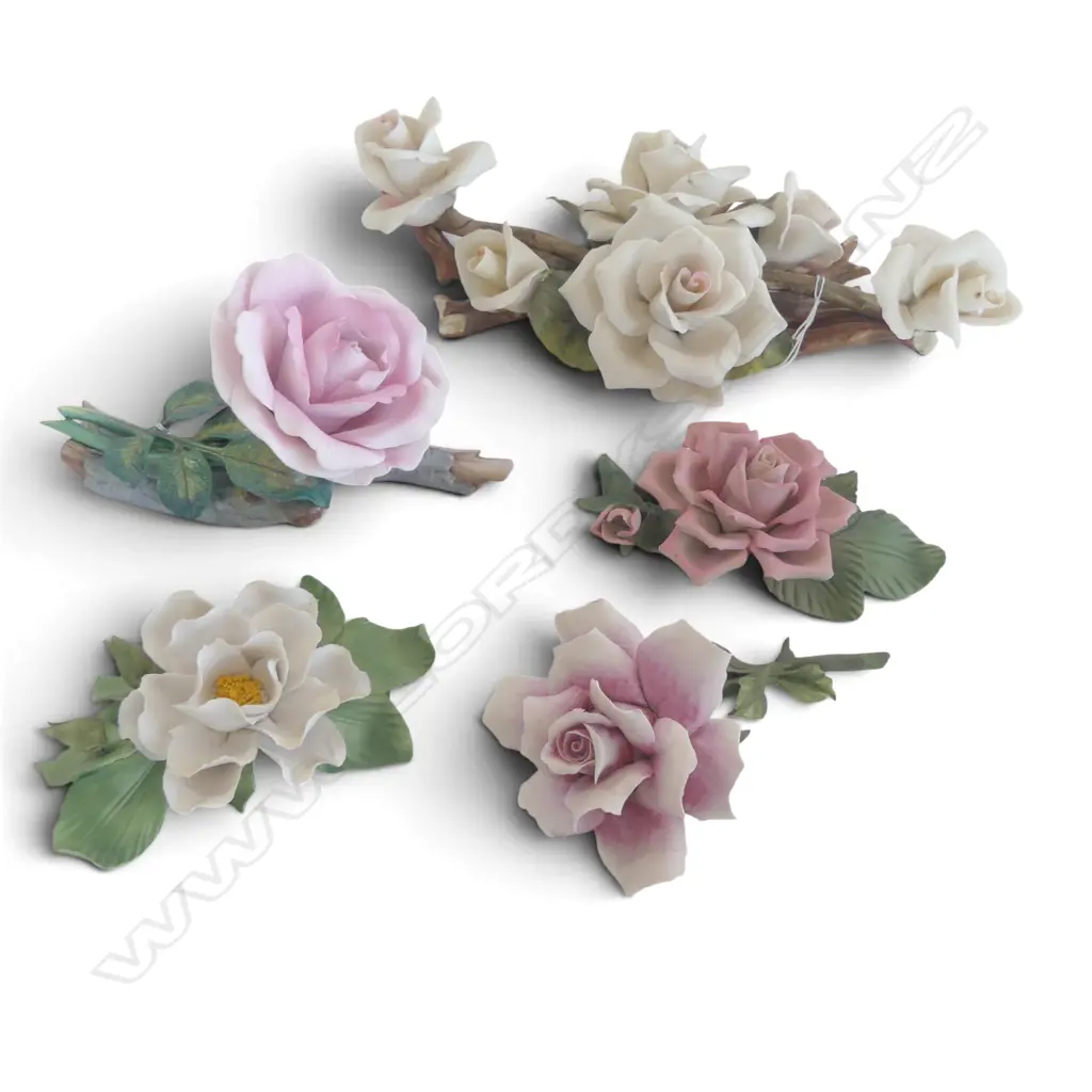 4 CAPODIMONTE FLORAL ORNEMENTS L330MM LONGEST & 1 OTHER L210MM Image 1++