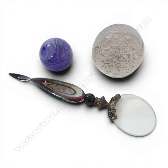 CAITHNESS SCOTTISH PAPERWEIGHT ANOTHER PAPERWEIGHT & HAND BLOWN GLASS MAGNIFYING GLASS L180MM