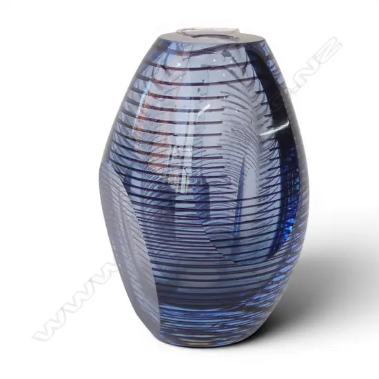 ART GLASS VASE H.135mm