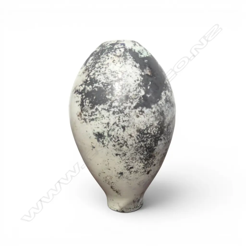 Graham Ambrose 'Pit Fired Long Orb' ceramic vase. H.150mm. See biographical details on previous lot Image 1++