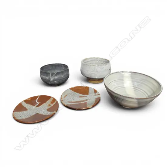 3 STUDIO POTTERY BOWLS DIA170 MM LARGEST & 2  SHINO DISHES DIA130MM