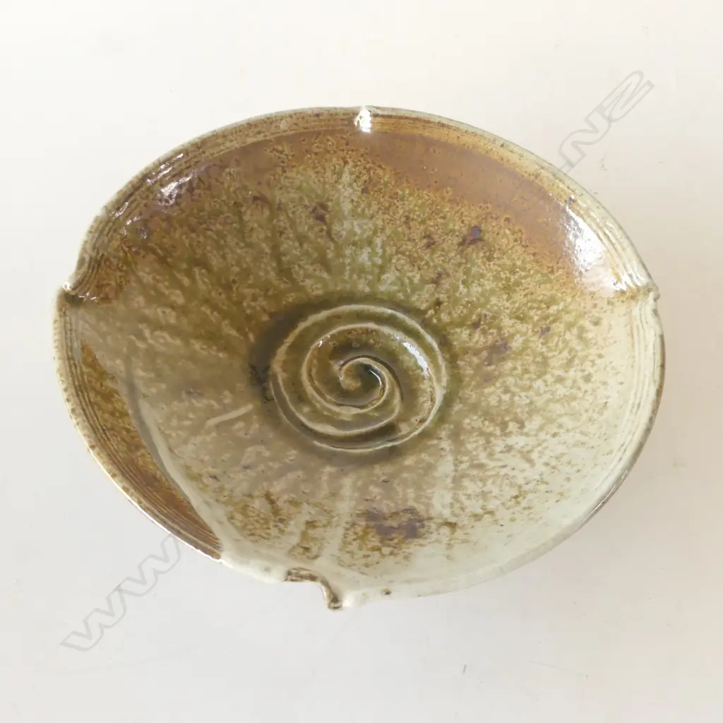 ROSS MITCHELL-ANYON STUDIO POTTERY BOWL DIA230MM Image 1++