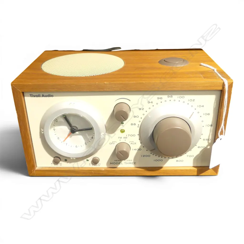 TIVOLI AUDIO MODEL THREE RADIO W.210mm Image 1++