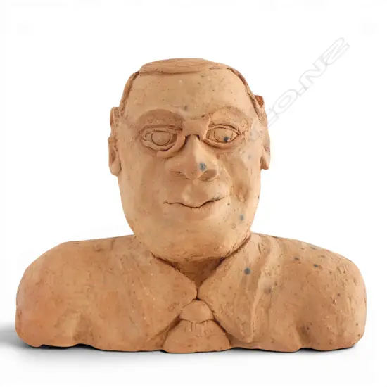 POTTERY BUST H.220mm