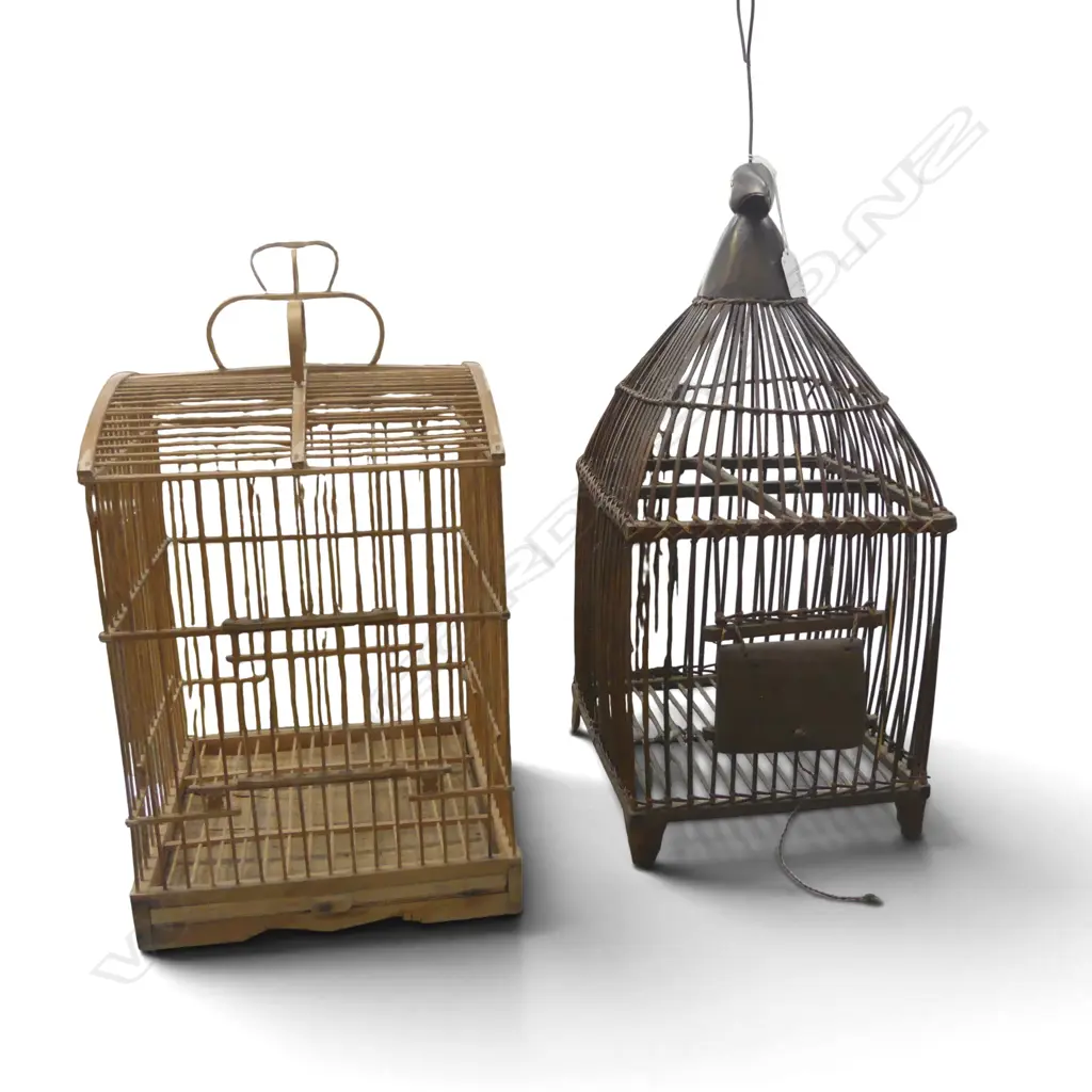 2 WOODEN BIRD CAGES H.630mm Image 1++