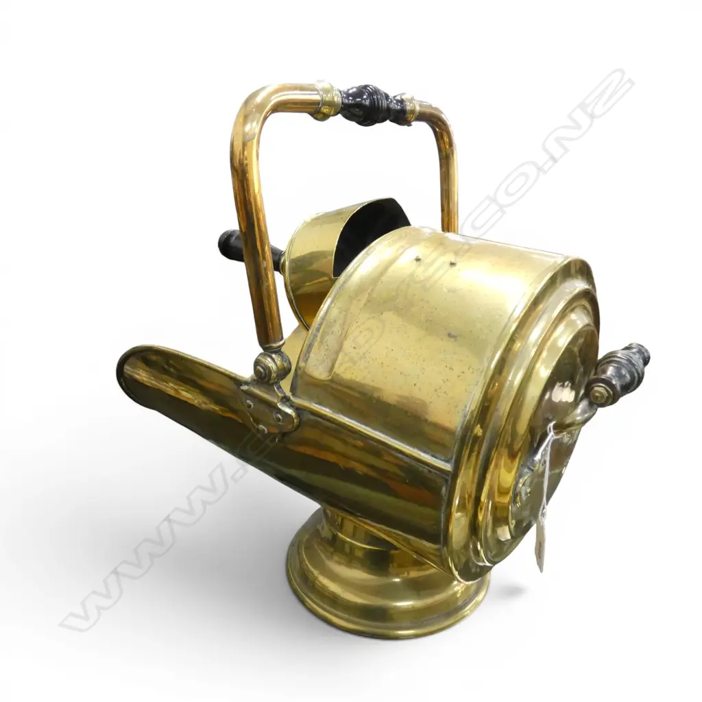LRG VICTORIAN BRASS COAL BUCKET & SHUTTLE, H.360 x 400 x 270mm Image 1++