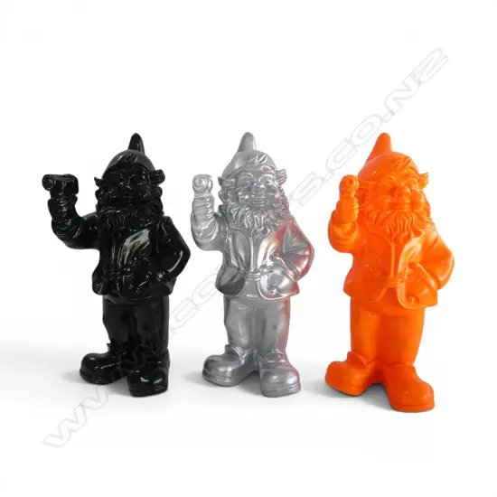 3 RESIN GNOMES HOLDING GUNS; BLACK, ORANGE & SILVER H.300mm