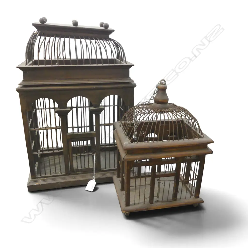 2 WOODEN BIRD CAGES, LARGER H.470mm AF Image 1++