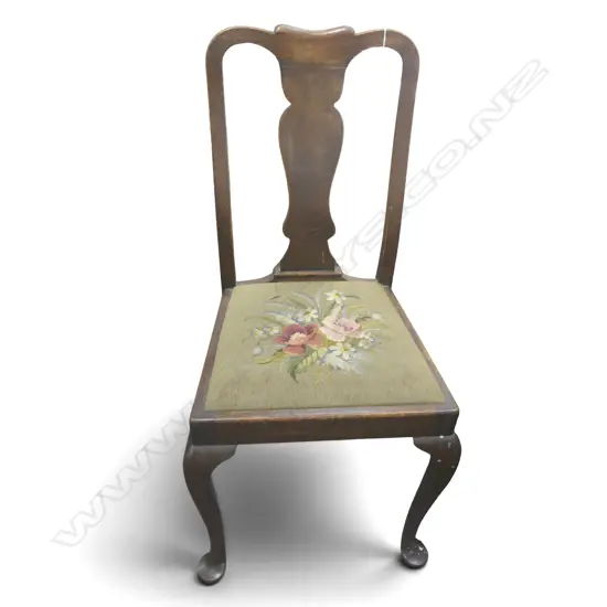 VINTAGE OAK SPLAT BACK CHAIR w. NEEDLEWORK SEAT