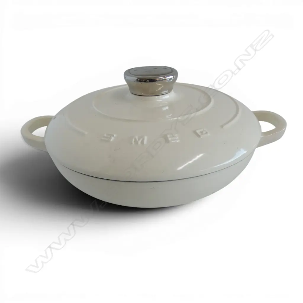  SMEG CAST IRON LIDDED PAN, Dia.270mm Image 1++