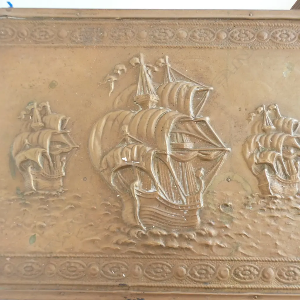 EMBOSSED BRASS BOX 465x320x330mm Image 1++