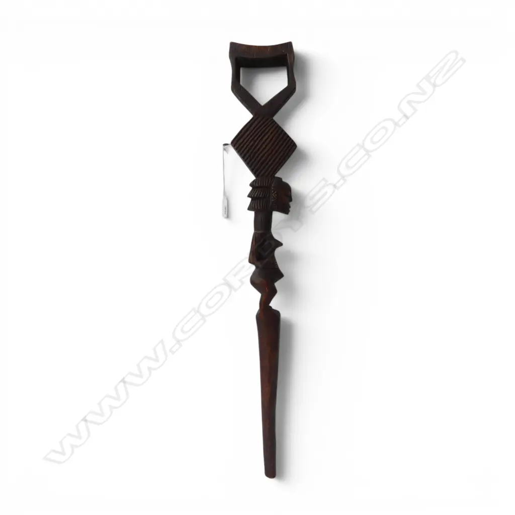 AFRICAN CARVED WOODEN STICK L.710mm Image 1++
