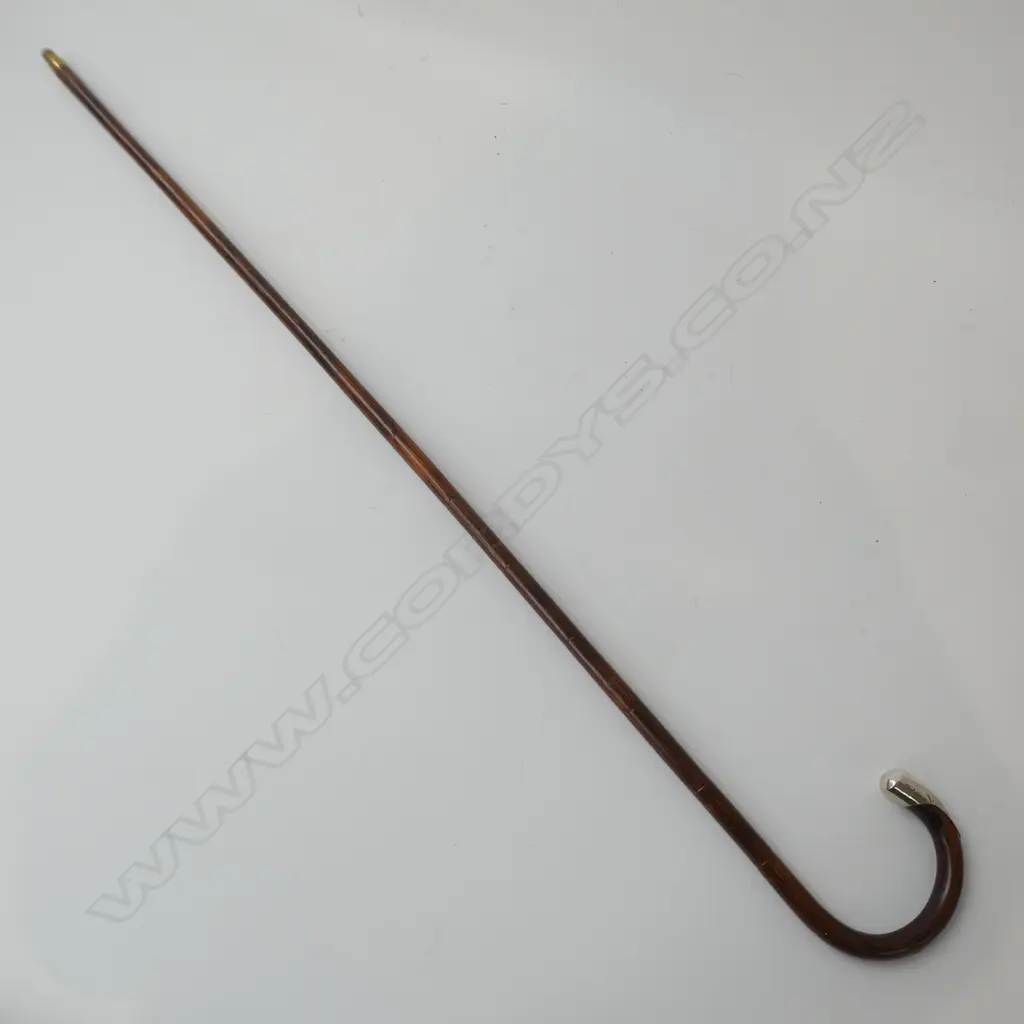 LADIES STG SILVER CAPPED WALKING CANE. London 1923/24 by Henry Perkins & Sons  Image 1++