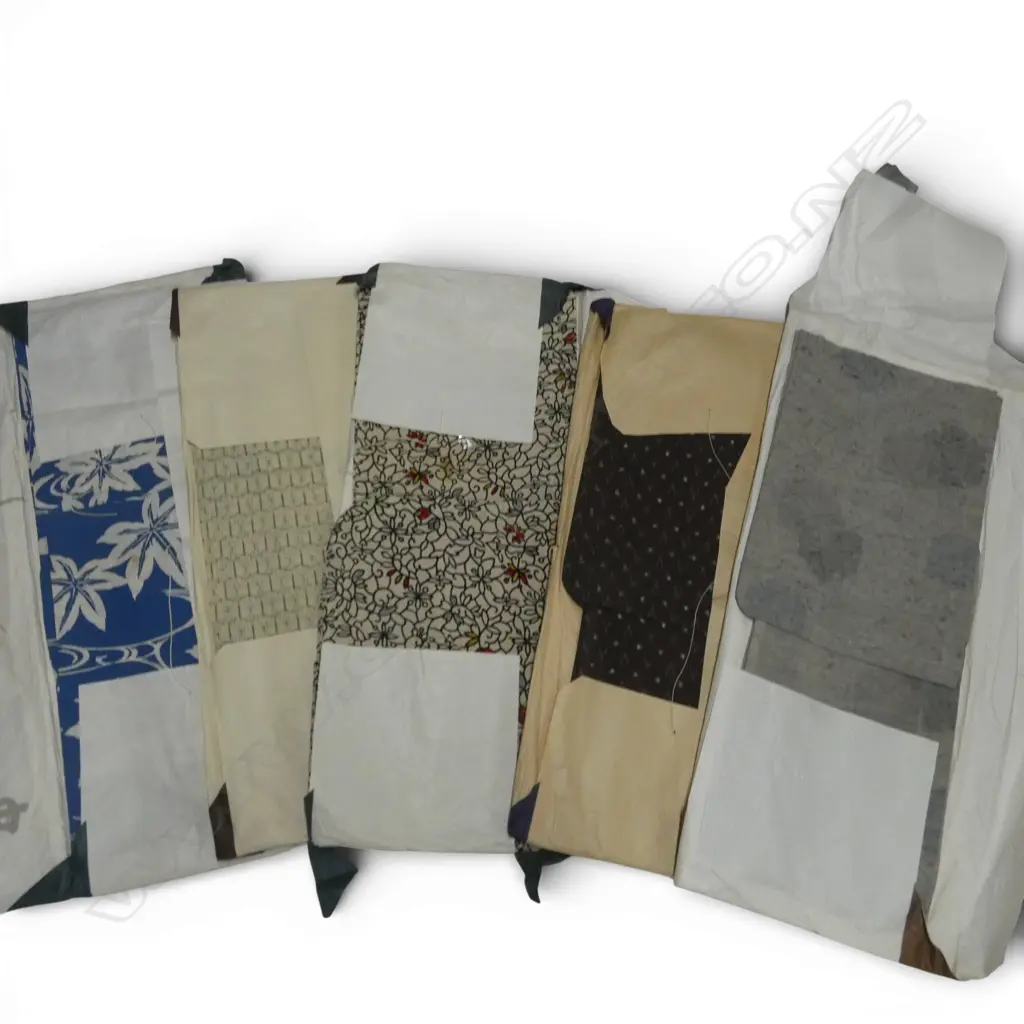 FIVE VINTAGE KIMONO IN ORIGINAL PACKAGING Image 1++