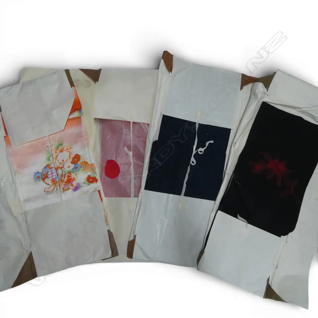 FOUR VINTAGE KIMONO IN ORIGINAL PACKAGING Image 1++
