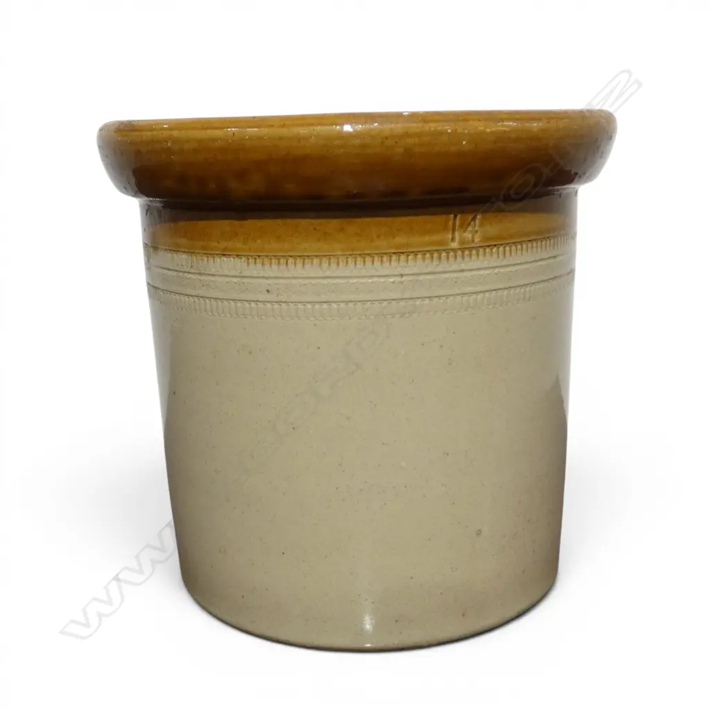 TIMARU STONE WARE CROCK, NO LID H.235mm Image 1++