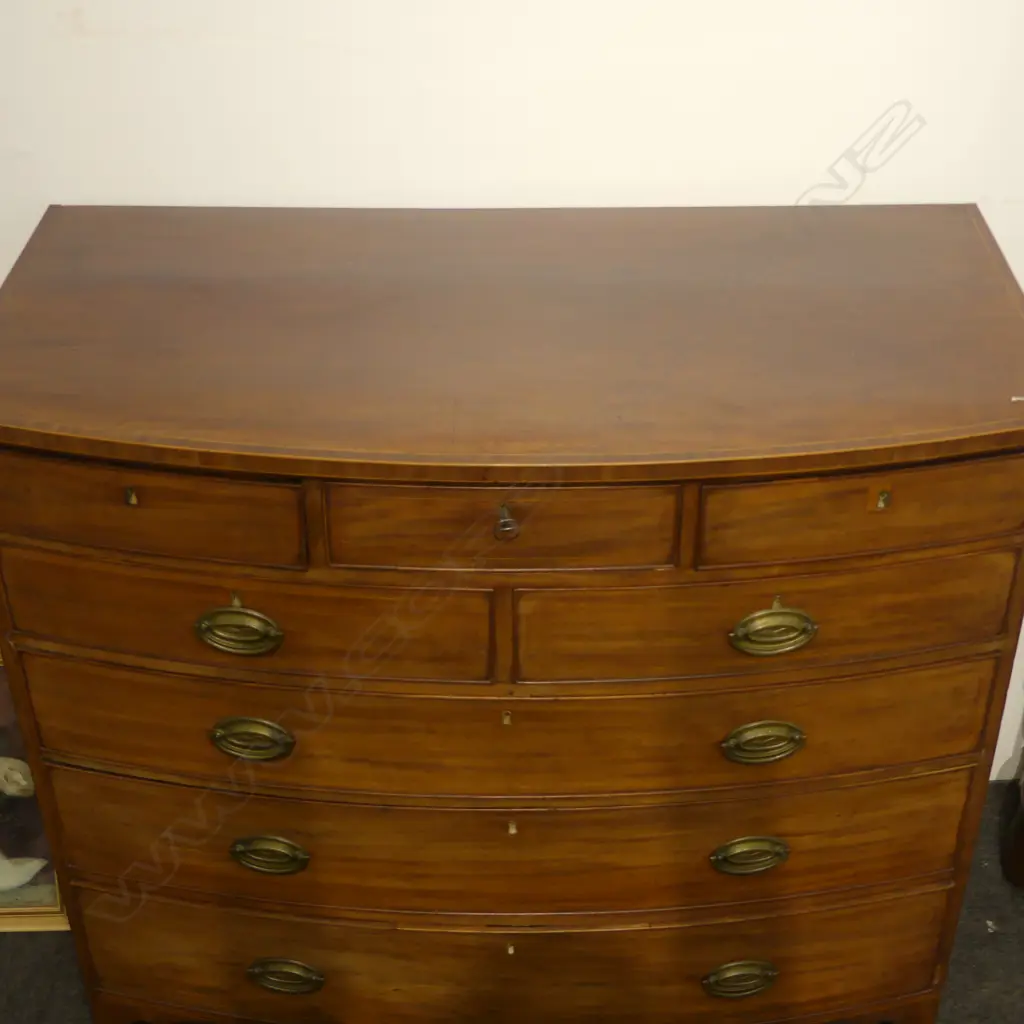 ANTIQUE BOW FRONT CHEST OF DRAWERS 1170x595x1045mm Image 1++