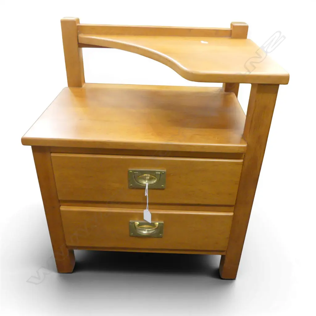 KAURI BEDSIDE CABINET 550x390x660mm Image 1++