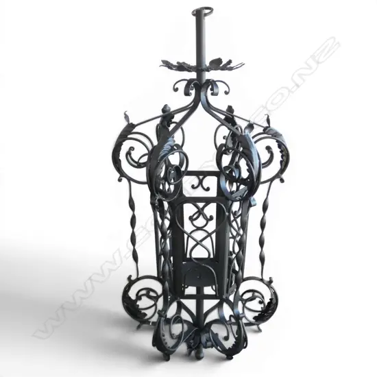 LG BLACK PAINED WROUGHT IRON CANDLE LANTERN H.1000mm