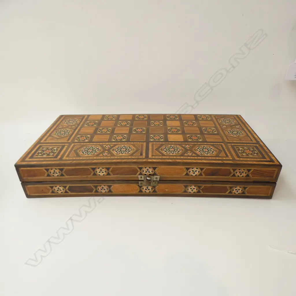 BACKGAMMON SET IN INLAID CASE W.395mm Image 1++