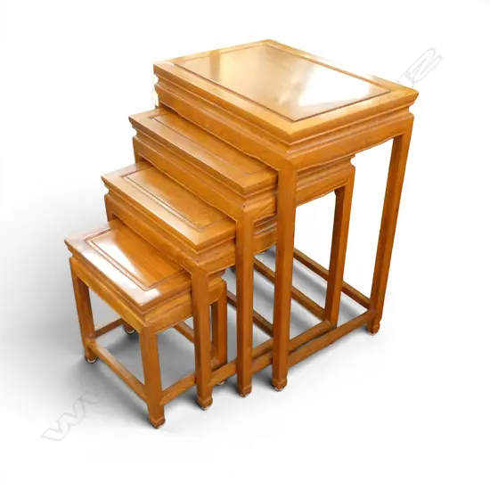 4 NESTING TABLES W.500mm